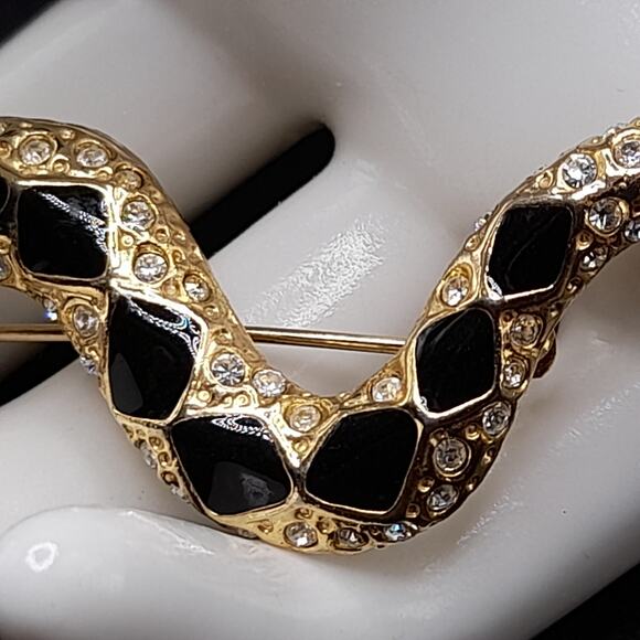 Vintage Snake Brooch, Black Enamel, Clear Rhinestones, 80s Jewelry - Picture 6 of 11